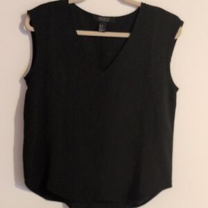 Forever 21 Black Sleeveless Blouse